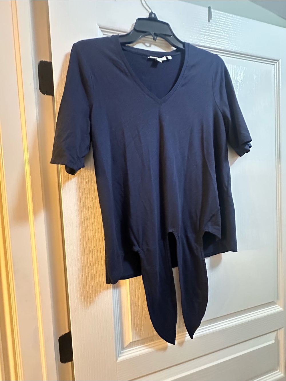Chico's Navy V-Neck Front-Tie Crop Top